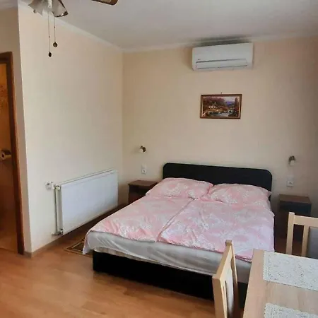 Apartment With Bbq In Keszthely-balaton 54366 Keszthely
