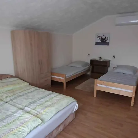 With Bbq In Keszthely-balaton 54366 Apartment