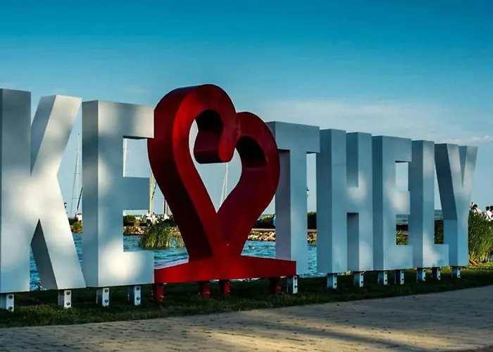 Appartement With Bbq In Keszthely-balaton 54366 *