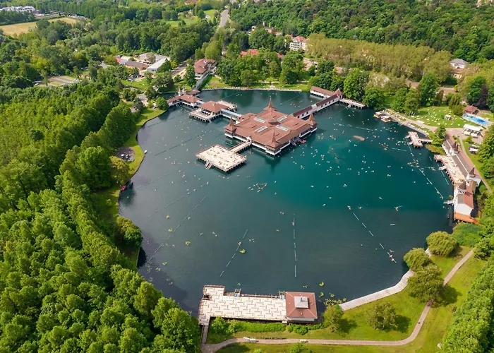 With Bbq In Keszthely-balaton 54366 Appartement *