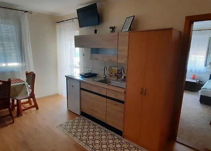 With Bbq In Keszthely-balaton 54366 Appartement Keszthely