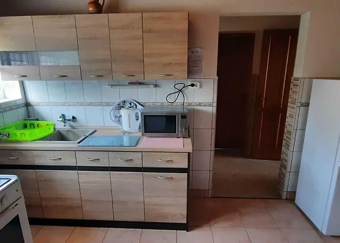 With Bbq In Keszthely-balaton 54366 Appartement Keszthely