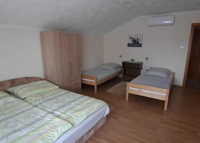 With Bbq In Keszthely-balaton 54366 Appartement